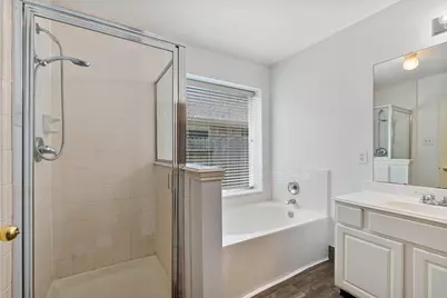 10638 Desert Springs Circle, Houston, TX 77095 - Photo 14