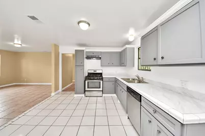 8830 Laura Koppe Road, Houston, TX 77078 - Photo 6