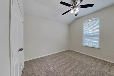 9525 E Woodmark, Conroe, TX 77304 - Photo 14