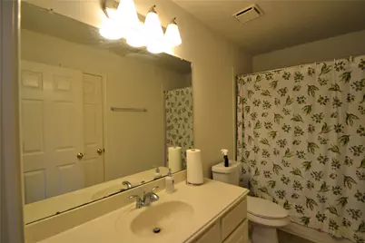 12110 Laurel Court, Stafford, TX 77477 - Photo 14