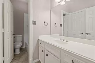 5038 Huntwick Parc Ct, Houston, TX 77069 - Photo 30