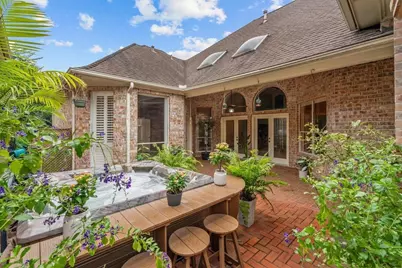 5038 Huntwick Parc Court, Houston, TX 77069 - Photo 1