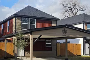 1056 North Ln, Houston, TX 77088 - Photo 1