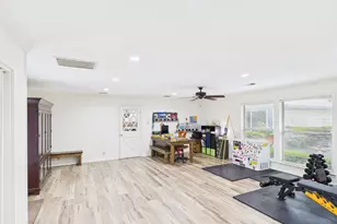 1310 Golden Bear Ln, Kingwood, TX 77339 - Photo 20