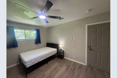5838 Reed Road, Houston, TX 77033 - Photo 10