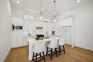 1403 W 21st St, Houston, TX 77008 - Photo 10