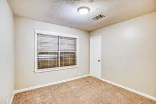 1610 13th Ave N, Texas City, TX 77590 - Photo 14