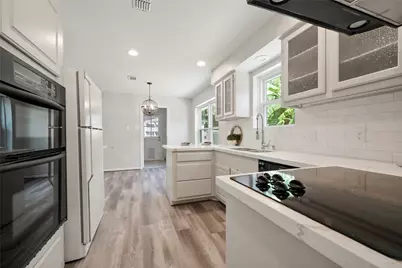 1726 Ashford Hollow Lane, Houston, TX 77077 - Photo 16