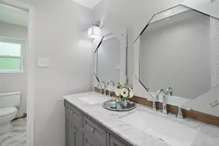 1726 Ashford Hollow Ln, Houston, TX 77077 - Photo 20
