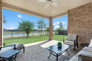 10135 Napier Dr, Manvel, TX 77583 - Photo 1