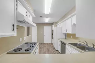 11827 Brook Meadows Ln, Meadows Place, TX 77477 - Photo 14