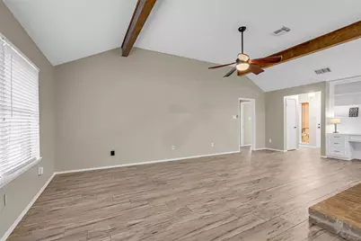 11827 Brook Meadows Lane, Meadows Place, TX 77477 - Photo 10