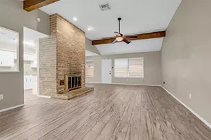 11827 Brook Meadows Ln, Meadows Place, TX 77477 - Photo 6