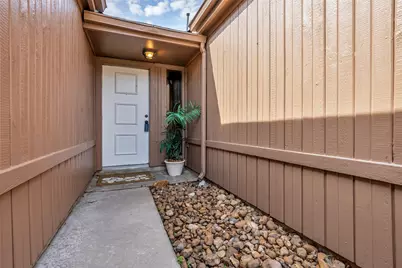 11827 Brook Meadows Lane, Meadows Place, TX 77477 - Photo 28
