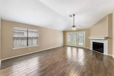 5622 Village Park Drive, Katy, TX 77493 - Photo 6