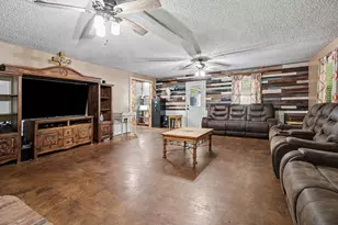 17310 McDonald Rd, Alvin, TX 77511 - Photo 4