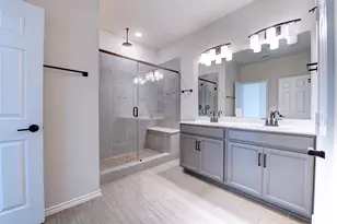 10504 Marston Vineyard Dr, Houston, TX 77025 - Photo 16