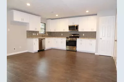 12902 Southspring Drive, Houston, TX 77047 - Photo 8