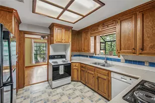 2707 Teakwood Ct, College Station, TX 77845 - Photo 12