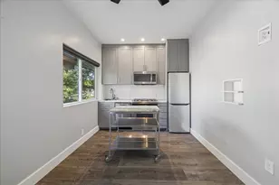 1919 Missouri St, Houston, TX 77019 - Photo 18