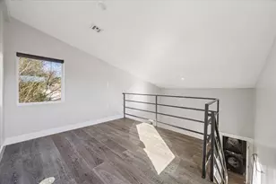1919 Missouri St, Houston, TX 77019 - Photo 26