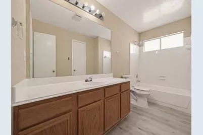 8814 Sage Place Drive, Houston, TX 77071 - Photo 32