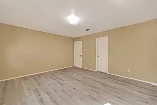 8814 Sage Pl Dr, Houston, TX 77071 - Photo 34