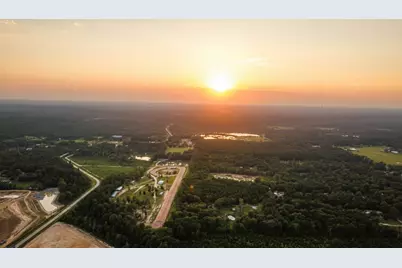 674 5914 37, Cleveland, TX 77327 - Photo 2