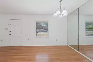 1510 Afton St, Houston, TX 77055 - Photo 6