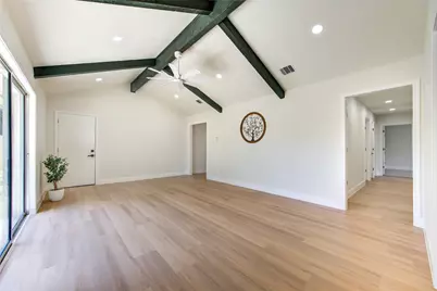 10318 Sageberry Drive, Houston, TX 77089 - Photo 8