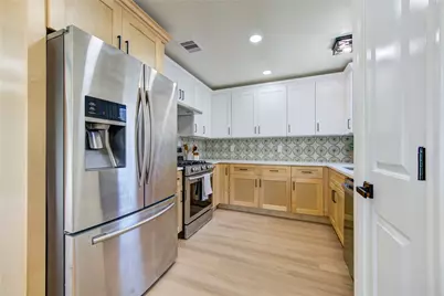 10318 Sageberry Drive, Houston, TX 77089 - Photo 22