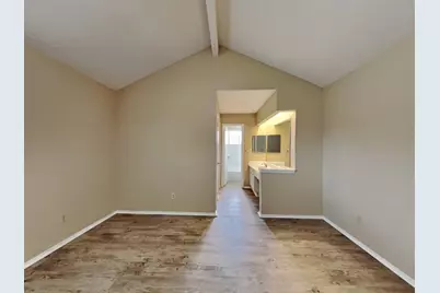 2818 Mayflower Landing Court, Webster, TX 77598 - Photo 8