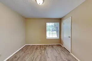 2818 Mayflower Landing Ct, Webster, TX 77598 - Photo 6