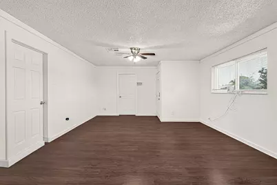 2126 Hillshire Drive, Deer Park, TX 77536 - Photo 4