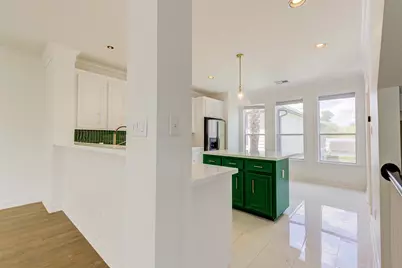 1413 Michigan Street, Houston, TX 77006 - Photo 8