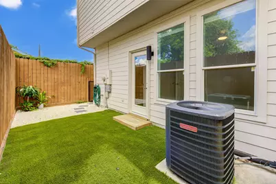 1413 Michigan Street, Houston, TX 77006 - Photo 24