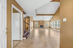 11510 Pagoda Dr, Houston, TX 77477 - Photo 4