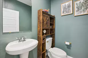 3215 Creston Gate Dr, Houston, TX 77047 - Photo 6