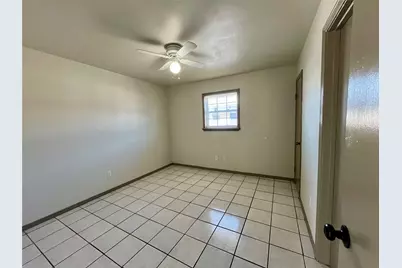 1042 W Village Court #D, Pasadena, TX 77506 - Photo 16