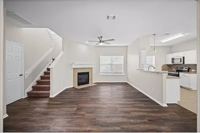 13003 Kingston Point Lane, Houston, TX 77047 - Photo 8