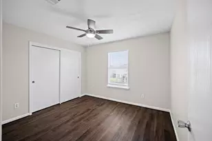 13003 Kingston Point Ln, Houston, TX 77047 - Photo 20