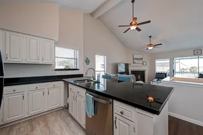 88 Lakeview Village, Conroe, TX 77356 - Photo 14