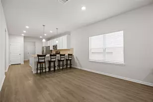 10216 Badger Run Ln, Magnolia, TX 77354 - Photo 2