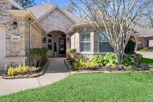 25051 Bow Wood Ct, Spring, TX 77389 - Photo 2