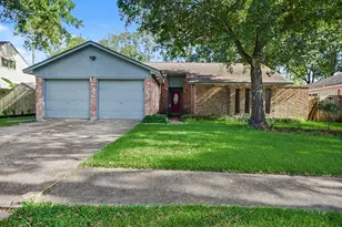 16207 Havenhurst Dr, Houston, TX 77059 - Photo 1