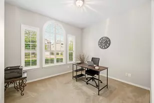 1470 Sherwood Park Cir, Houston, TX 77043 - Photo 12