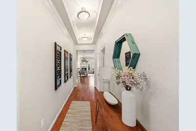 1470 Sherwood Park Circle, Houston, TX 77043 - Photo 8