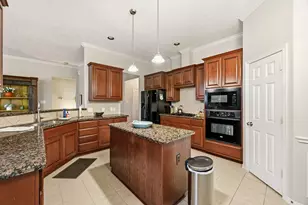 1470 Sherwood Park Cir, Houston, TX 77043 - Photo 34