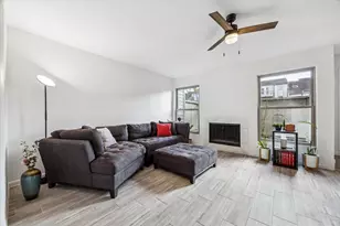 1077 Country Pl Dr, Houston, TX 77079 - Photo 8