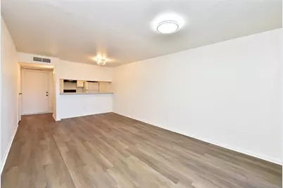 3035 Walnut Bend Lane #15, Houston, TX 77042 - Photo 4